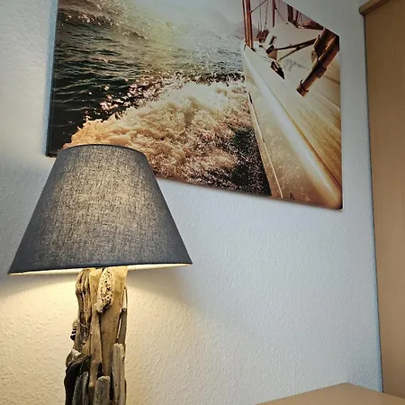 Ostseekoje Im Haus Zwischen Den Wassern *